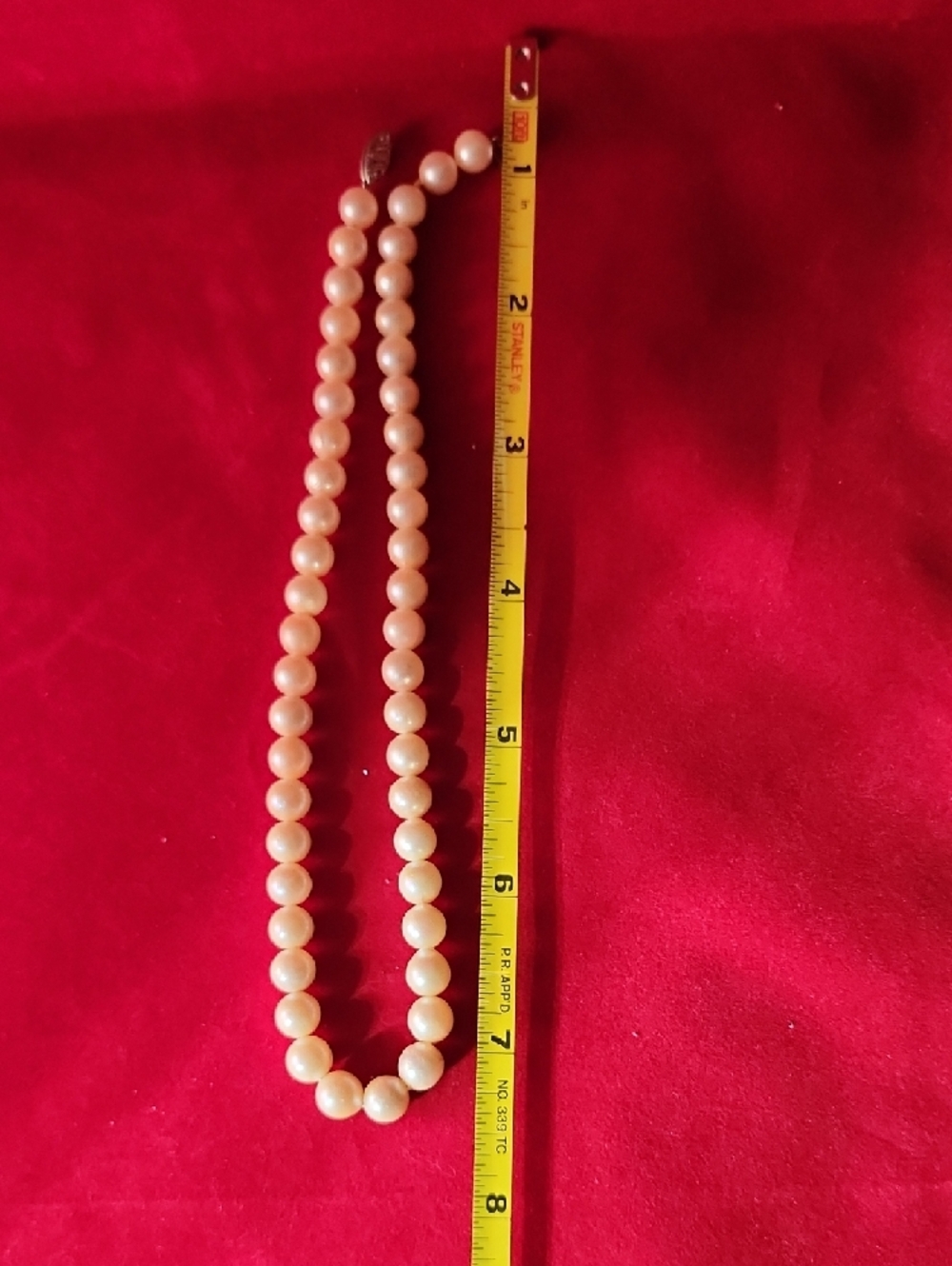 Classic Cream Pearl Necklace - Unbranded View 2
